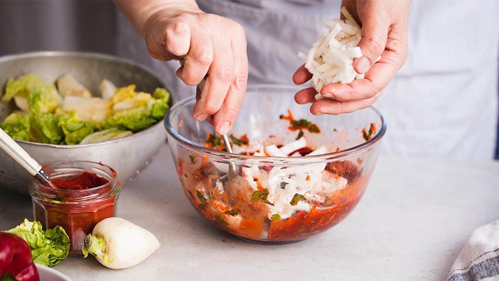 Fermentiranje zelenjave: poenostavljeno z receptom za kimči    