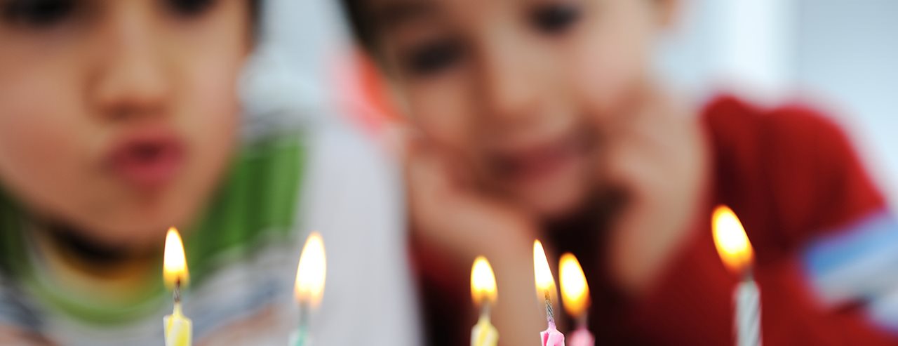 Kako brez stresa praznovati otroški rojstni dan: nasveti za starše 