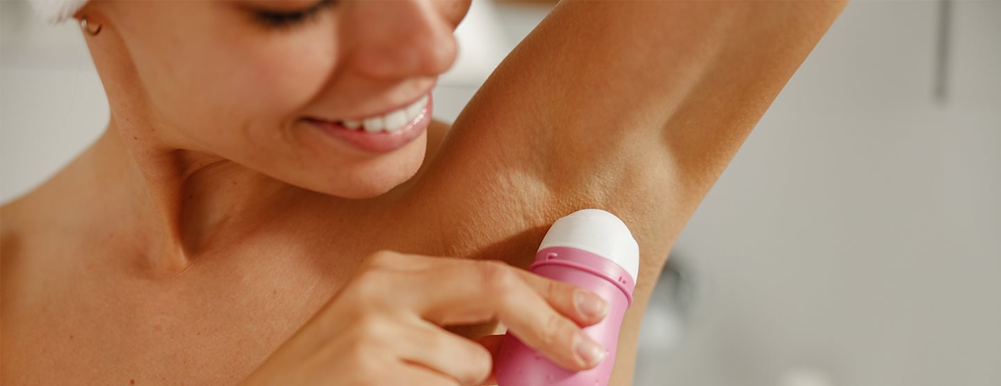 Dermatologi pojasnjujejo, kaj je pomembno pri dezodorantih