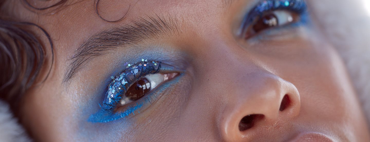 Zimski make up: modro senčilo za veke 