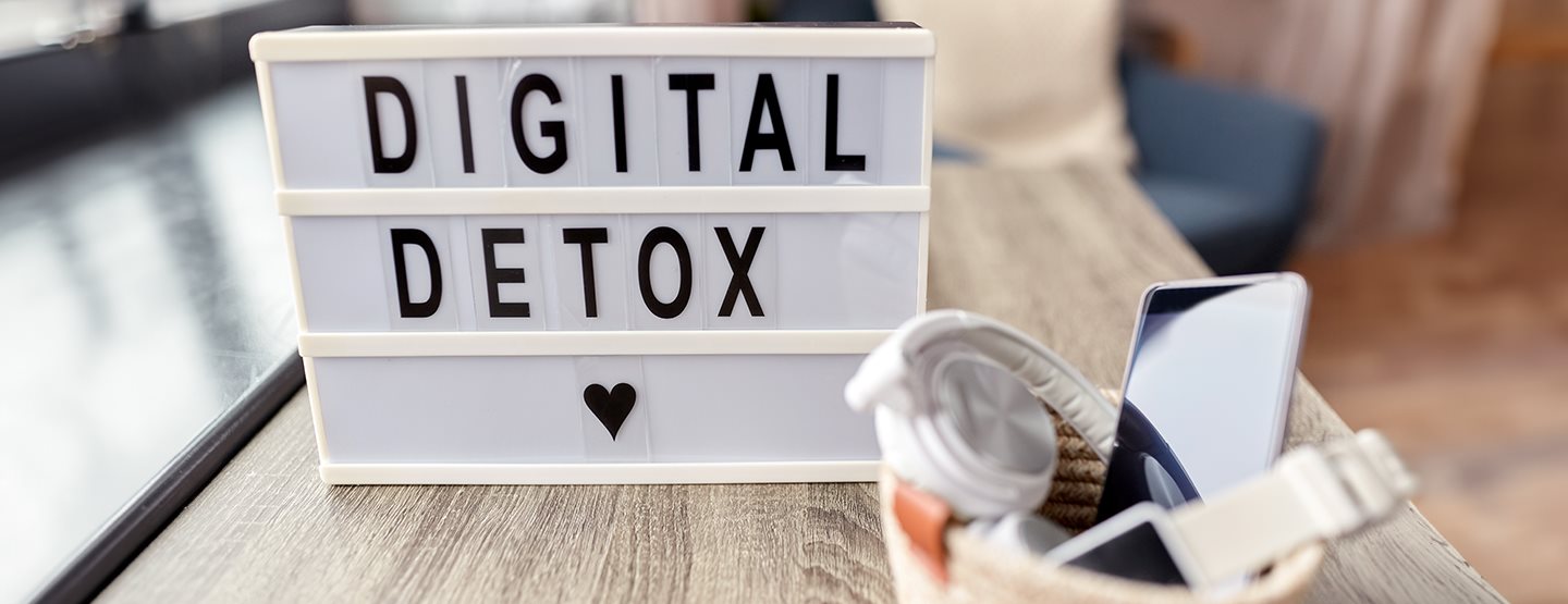 Kako deluje digitalno razstrupljanje in kaj nam prinaša