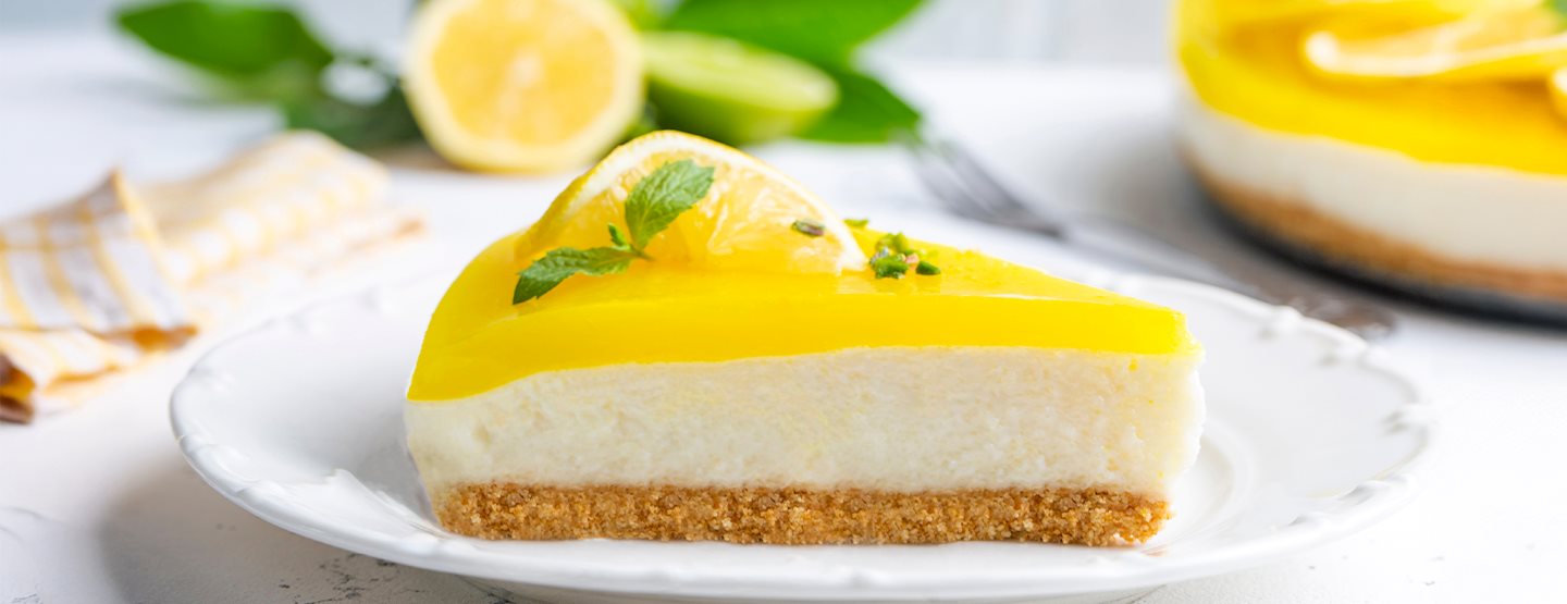 Limonina osvežitev: Recept za poletni cheesecake brez peke!