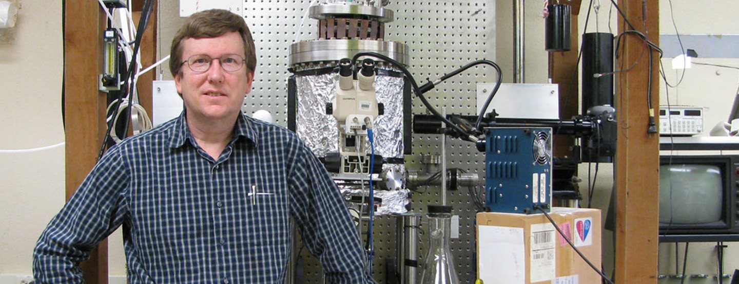 Intervju z raziskovalcem snežnih kristalov 