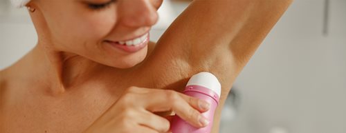 Dermatologi pojasnjujejo, kaj je pomembno pri dezodorantih