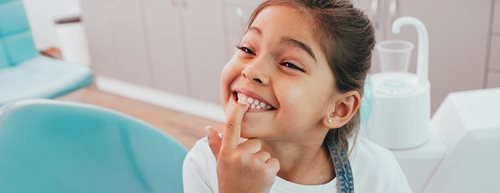 Preprečite zobno gnilobo: Kdaj z otrokom prvič obiskati zobozdravnika? 