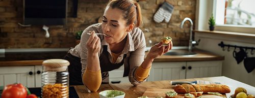 Od ranega jutra do poznega večera: Veganski recepti za ves dan