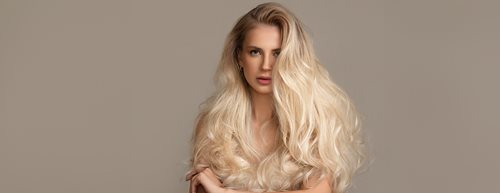 Blond lasje – pričeske za leto 2024  