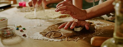 Piškoti za izrezovanje: Nasveti za popolno dekoracijo 